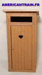 Pola G Scale Toilet Shed 333215. Fixed Price $9.35.