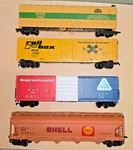 Lot Of 4 Gauge Freight Cars 50' Box Reefer Bay Center Flow Hopper Rtr Read. Fixed Price $29.77.