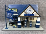 Golden Wheel 1:32 Scale Die Cast Diorama 1940 Ford Service Station Police Car. Fixed Price $30.00.