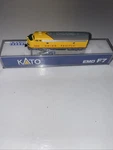 N Kato 176-216 F7A Up Diesel Dual Headlite Loco #1464 (tested) W/rapido Cplrs. Fixed Price $116.00.