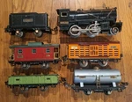 Vintage Lionel Locomotive 257T Tender Tinplate Untested Plus 4 Extra Cars!. Fixed Price $345.00.