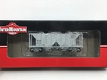 Intermountain Western Maryland 1958 Cu Ft 2-BAY Covered Hopper Wm #5173. Fixed Price $30.00.