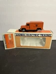 Lionel 6-18423 On-track Step Van Motorized Unit 1995 Untested. Fixed Price $35.00.