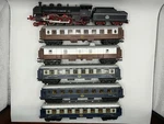 Ho Lima Orient Express Steam Locomotive & 5 Passenger Car Set - (good Tested). Fixed Price $174.99.