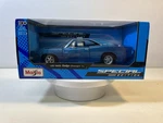 1969 Dodge Charger R/t Diecast Model Car: 1/25 Scale, New In Box By Maisto. Fixed Price $28.00.