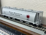 Great Northern " Grain Loading Wheat Cylindrical 4 Bay Hopper Car Scale New. Fixed Price $65.95.