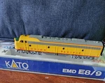 Scale Kato Union Pacific Diesel Locomotive E8/9A #927 176-263. Fixed Price $100.00.