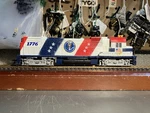 Tyco Mantua Ho 4301 Bicentennial 1776 Alco Century Diesel Engine. Fixed Price $20.00.