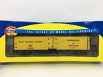 Ho Athearn 94538 Pacific Fruit Express 50 Ice Bunker Reefer Boxcar Pfe #4023. Fixed Price $20.00.