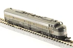 Kato N-scale #176-253 Emd E8/9A Nyc #4049 New York Central "C-2 Flaw Condition". Fixed Price $99.99.