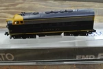 Kato 176-0910 Scale Santa Fe Diesel Locomotive #272 Ln F7-A. Fixed Price $89.00.