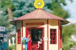 Piko G-scale Dans Burger, Building Kit 62227. Fixed Price $172.47.