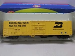 ATHEARN-#7114-BURLINGTON Norther-reefer- #bnfe 9674-HO Scale. Fixed Price $24.00.