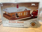 Springfield Bachmann Ho Scale Action Depot Operating Accessory #1432. Fixed Price $28.49.