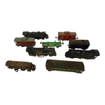Lionel Gauge 1110 Locomotive Steel Wind Up Electric Freight Caboose Lot Of 9. Fixed Price $49.99.