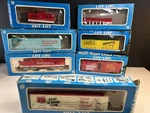 Ho Scale Life-like Campbell Soup Company 1982 Diesel Locomotive #8373 With 6 Car. Fixed Price $50.00.