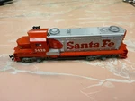Tyco, Ho, 5628 Santa Fe GP-20 Diesel Loco B Unit Dummy Unpowered Weighted. Fixed Price $14.99.