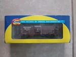 Athearn Ho 7450 Bay Window Caboose Southern Pacific #1483 W/ Original Box. Fixed Price $50.00.