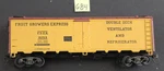 Athearn Ho Scale Fruit Growers Express 9253 Double Deck Reefer (684). Fixed Price $11.99.