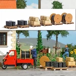 Pallets With Cargo Scale - Busch 10264. Fixed Price $56.53.