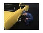 Mechanic Juan W/lug Wrench Figure For 1/24 Scale Models American Diorama 38277. Fixed Price $7.99.
