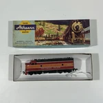 Athearn Southern Pacific (daylight) Dummy F7A Locomotive # 6441 Ho Scale. Fixed Price $29.99.