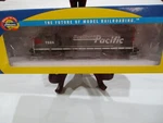 Athearn Southern Pacific GP40-2 7294 New In Box. Fixed Price $64.99.
