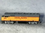 Clean Life Like Union Pacific Rr F-40 Ph Ho (ex Box). Fixed Price $38.25.