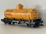 Lgb 4280 Shell Tank Car G-scale. Fixed Price $40.00.